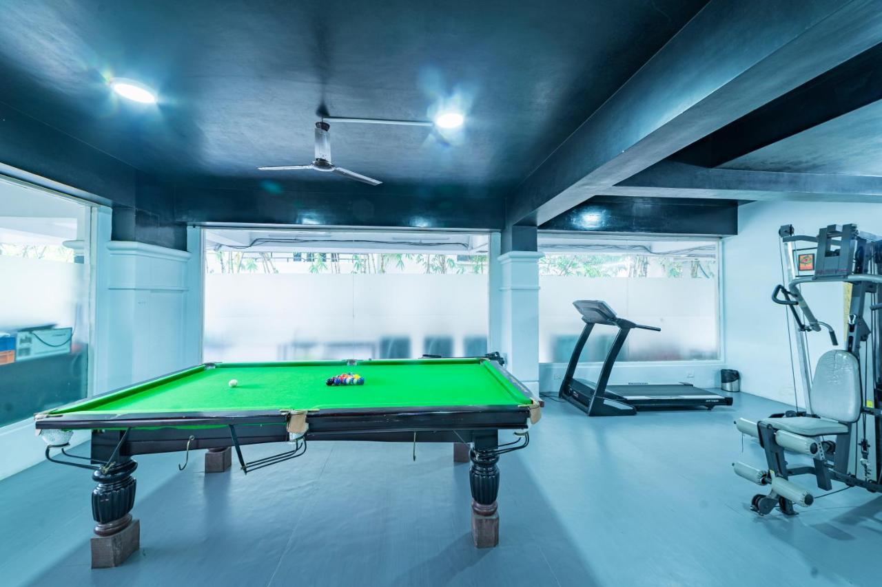 Hotel Athome , Whitefields, Kondapur Hyderabad Esterno foto