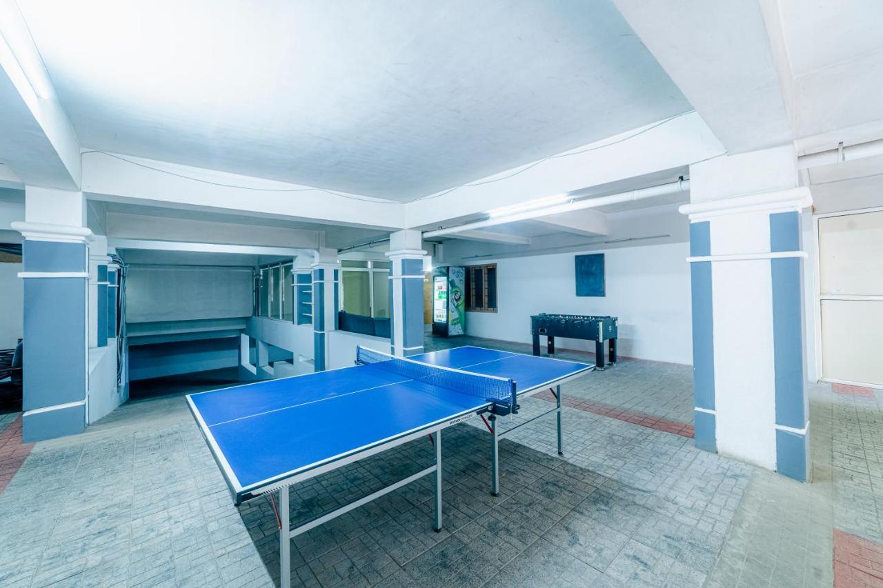 Hotel Athome , Whitefields, Kondapur Hyderabad Esterno foto