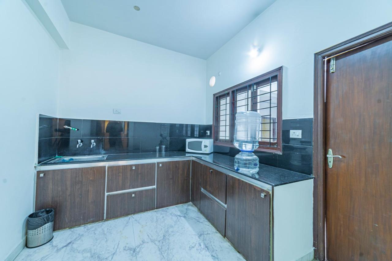Hotel Athome , Whitefields, Kondapur Hyderabad Esterno foto